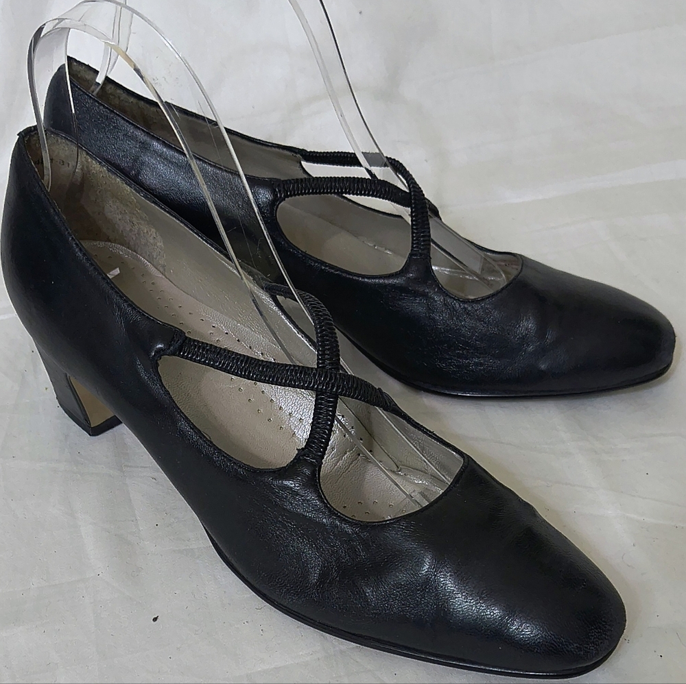 Trotters Jamie Minimalist Pump